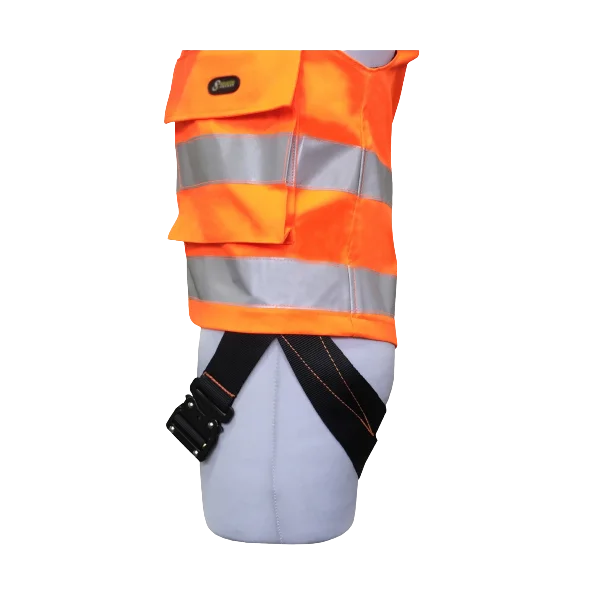 Der hochwertige und bequeme Auffanggurt für Montage- und Servicearbeiten mit wechselseitigen Anschlagmöglichkeiten, z.B. bei Fassadenarbeiten, Fensterreinigung. Hohe Sichtbarkeit, da Auffanggurt und Warnweste in einem.