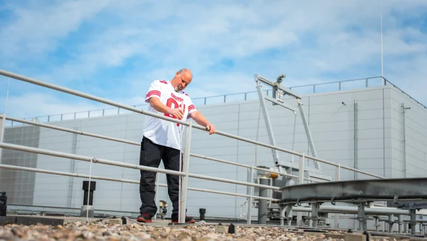 Prüfung von Geländern nach DIN 13374